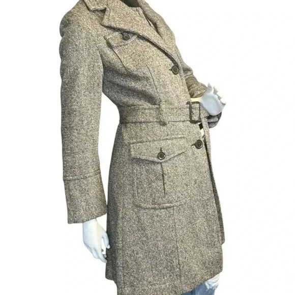 Donnybrook Trench Coat Size Small. - Picture 12 of 14